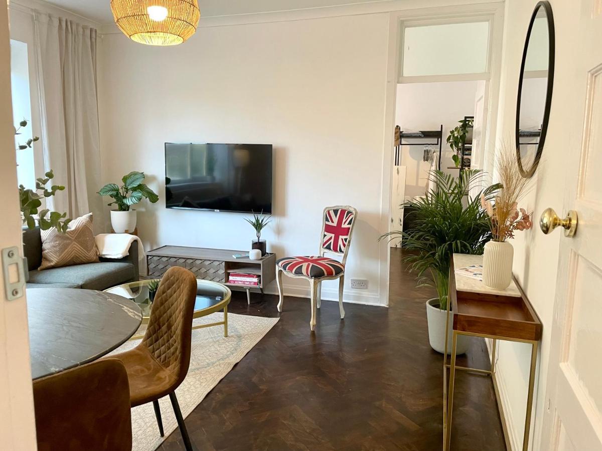 Newly Refurbished 2 Bedroom Apartment In South Λονδίνο Εξωτερικό φωτογραφία